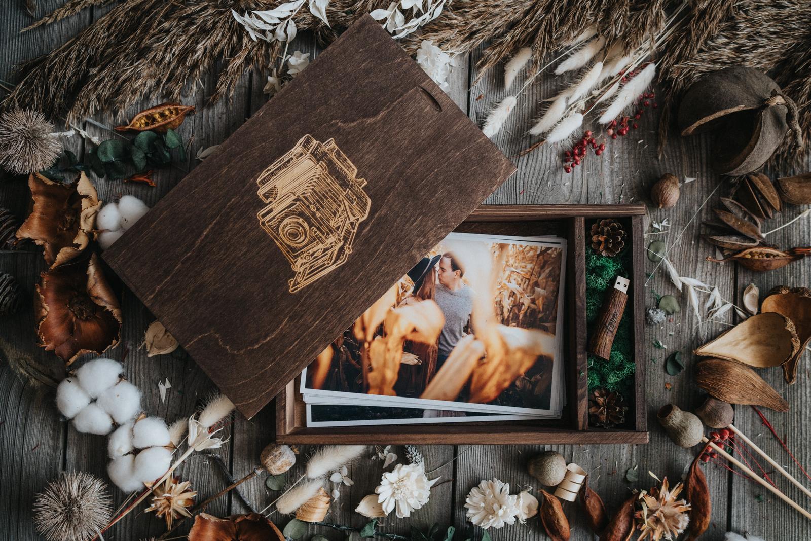 Drewniane pudełko skrzynka na zdjecia